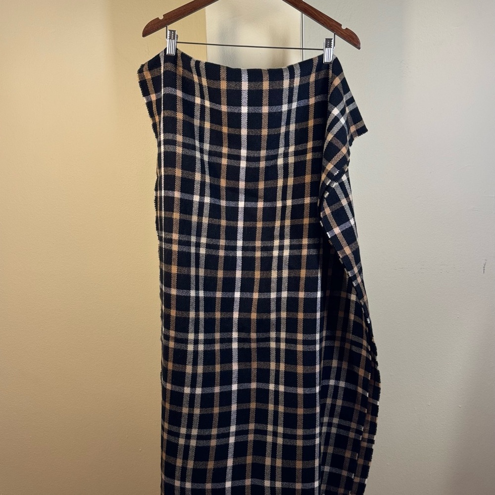 NEW J. Crew Classic scarf. Perfect Christmas gift.